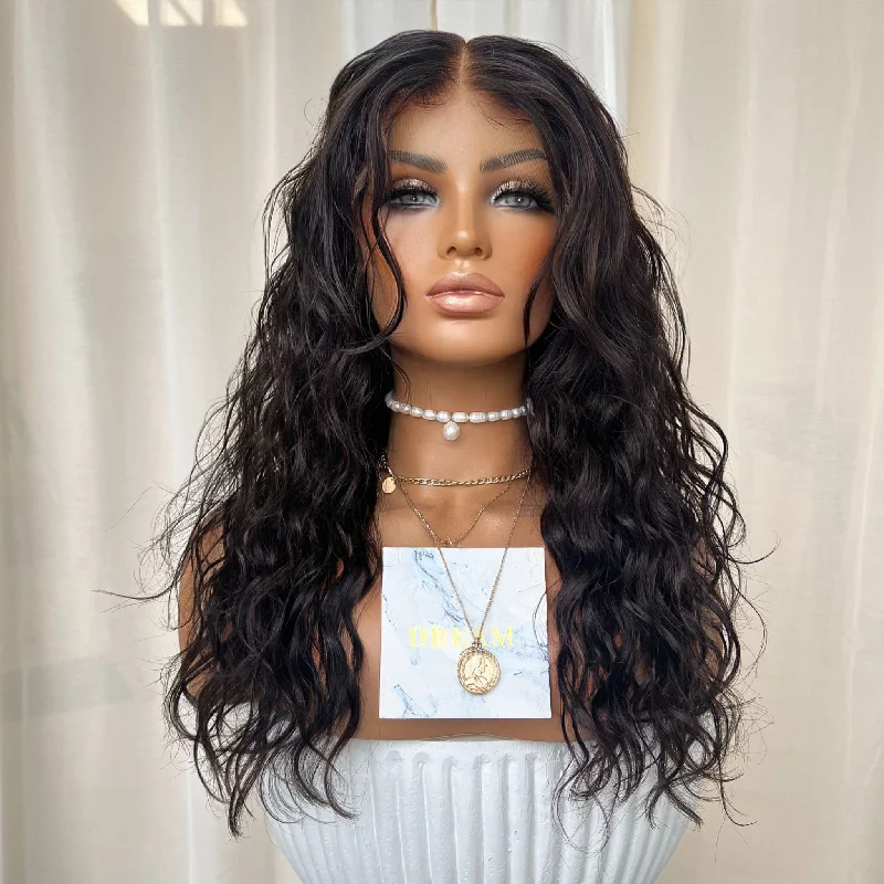 Lace wig with a silk - base cap for a comfortable and smooth feelKING KYLIE RAW WAVY | HD FULL LACE STRETCH CAP