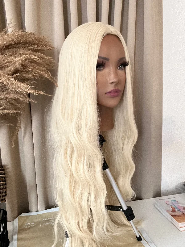 Lace wig with a straight texture for a sleek and minimalist lookTamera 28” Long Wavy Blonde Synthetic Hair Wig