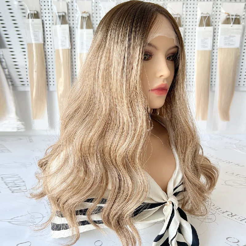 Lace wig with a wavy texture for a beachy lookLuxury Top Lace Wig 100% Virgin Human Hair 20 Inch Balayage Wig