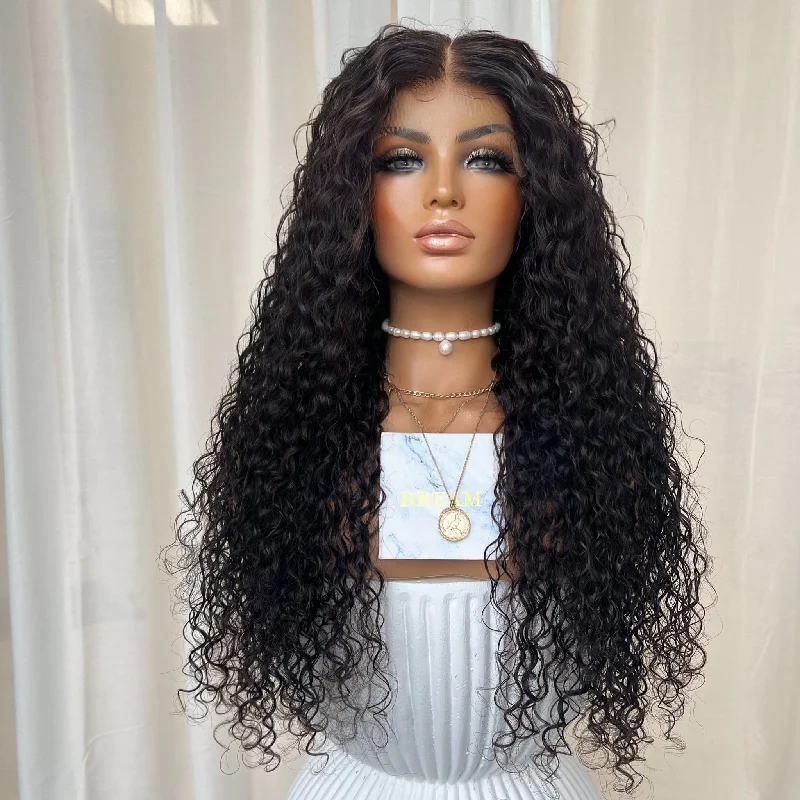 Lace wig with a honey - blonde color for a warm and sunny appearanceMARIA CAMILLA | HD FULL LACE STRETCH CAP