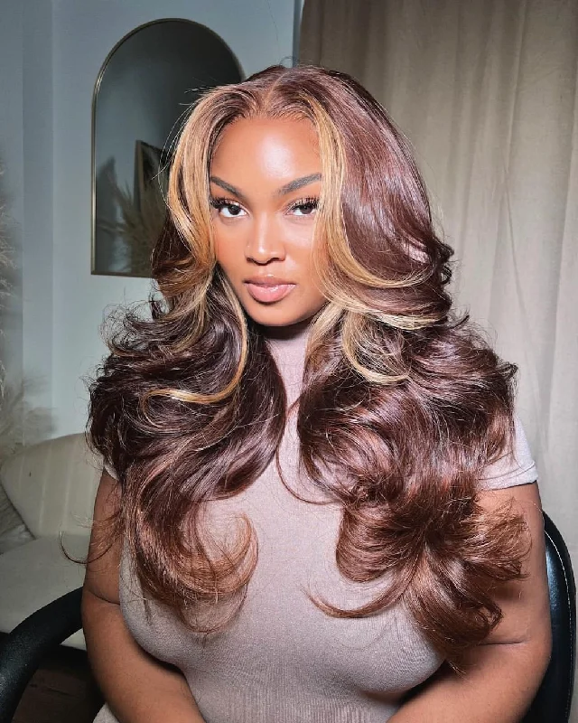 Colored wig with a wispy fringe for a soft and feminine lookGlueless  Brown Blonde Combo Raw Hair Body Wave Highlight Honey Blonde Lace Front Wig 100% Human Hair - Clear Transparent Lace Front/Closure Human Hair Colored Wig- Amanda Hair