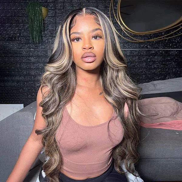 Colored wig with a side - part for a more flattering appearanceBalayage Highlight Wig Body Wave Wig 13X4 Lace Front Wigs Honey Blonde Wigs