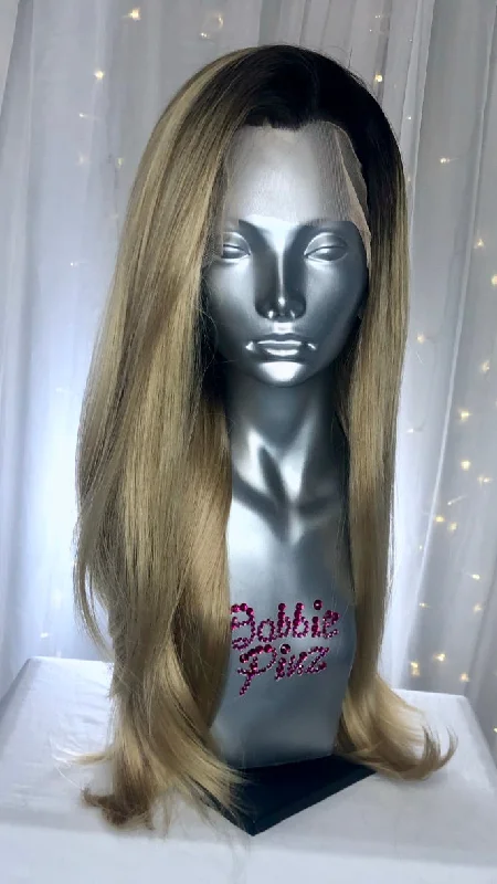 Lace wig with a 200 - density for a full and thick appearance"Priya" - Dark Rooted Beige Blonde