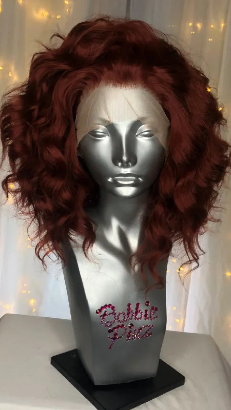 Lace wig with a pre - bleached knot for a natural - looking scalp"Sabrina" - 350