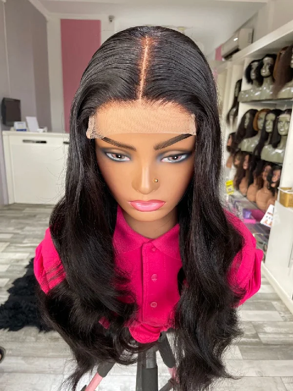 Human - hair wig with a curly texture for a bold and stylish choiceSUNSHINE LUXURY BODYWAVE DOUBLE DRAWN  HUMAN HAIR WIG