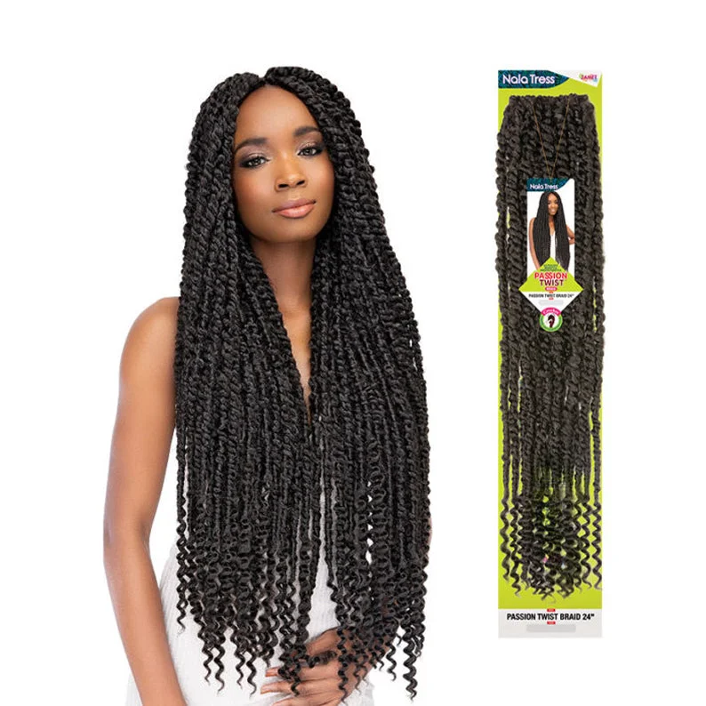 Lace wig with a straight texture for a sleek and minimalist lookJAENT COLLECTION Passion Twist Braid 24