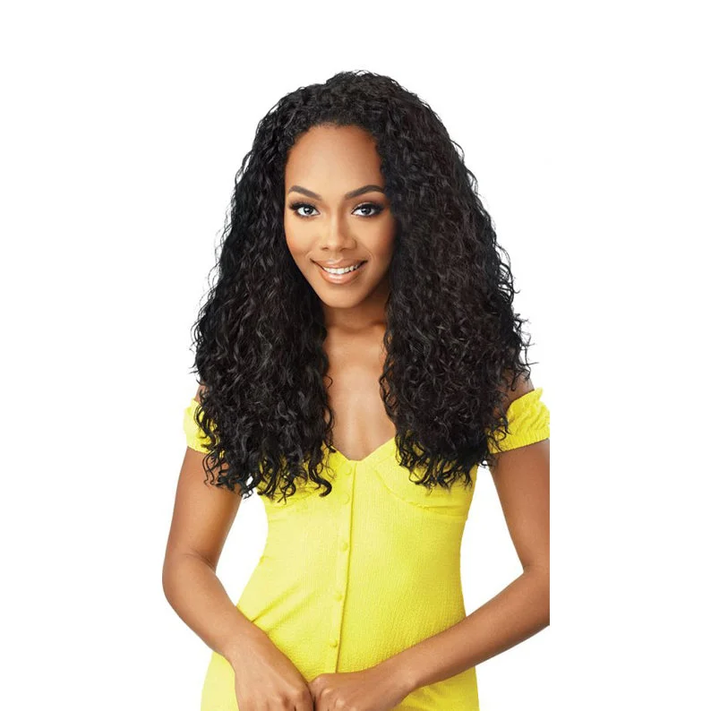 Lace wig with a honey - blonde color for a warm and sunny appearanceOUTRE Converti Cap Synthetic Hari Half Wig WET & WAVY WATERFALL IN LOVE