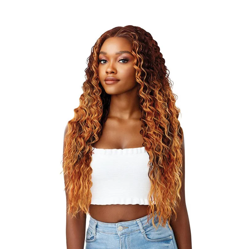 Adjustable - cap lace wig for a comfortable fitOUTRE Perfect Hairline Lace Front Wig CHEYENNE