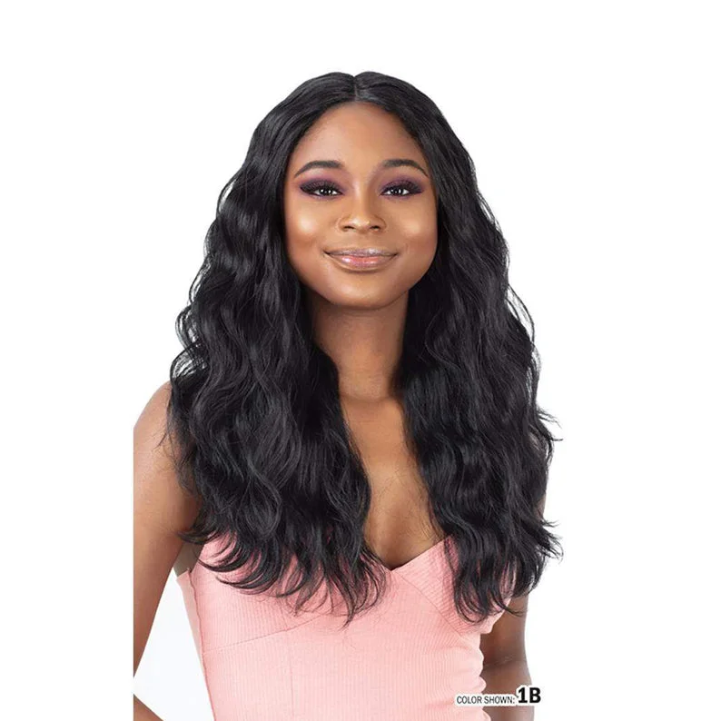 Lace wig with a silk - base cap for a comfortable and smooth feelSHAKE N GO Freetress Equal Synthetic Lite Lace Front Wig - LFW 008