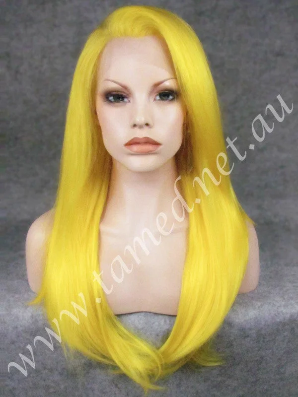 Long - length wig with a side - part for a more flattering lookALYSSA GOLD DIGGER